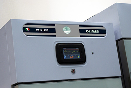frontale-frigo-farmaci-touch-olimed